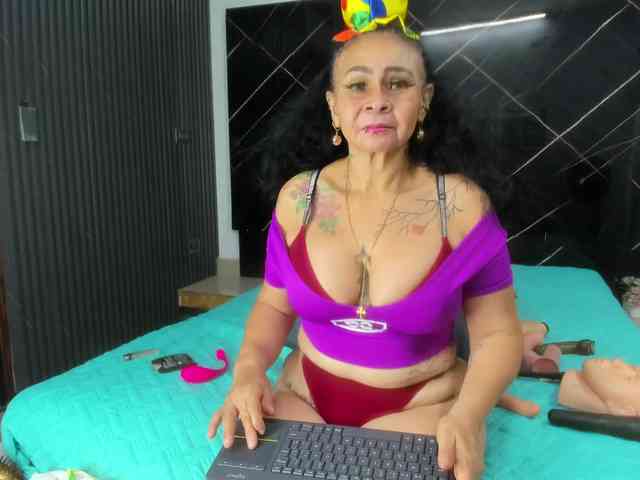 cloeerabbyt webcam