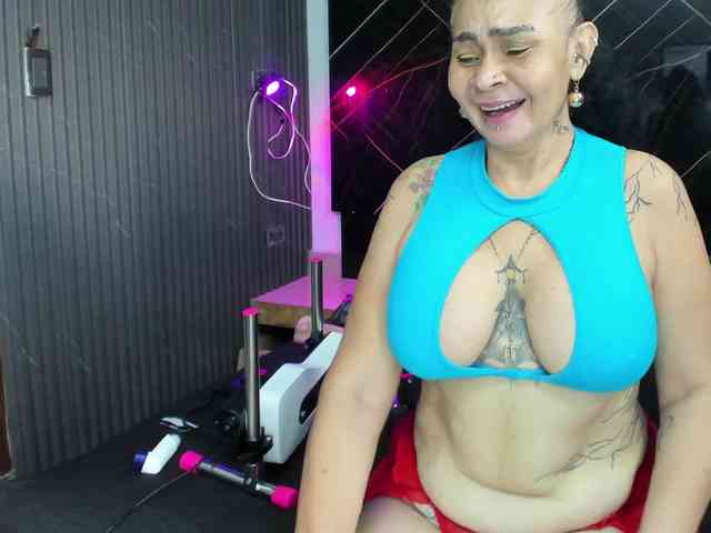 cloeerabbyt webcam