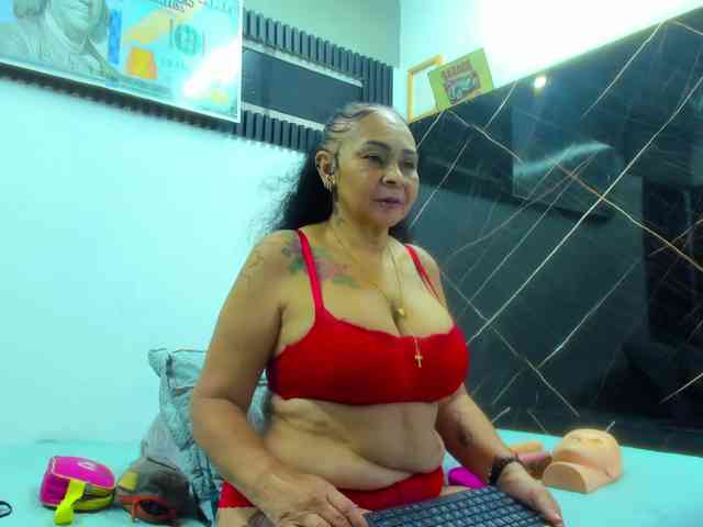 cloeerabbyt webcam