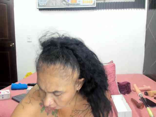 cloeerabbyt webcam