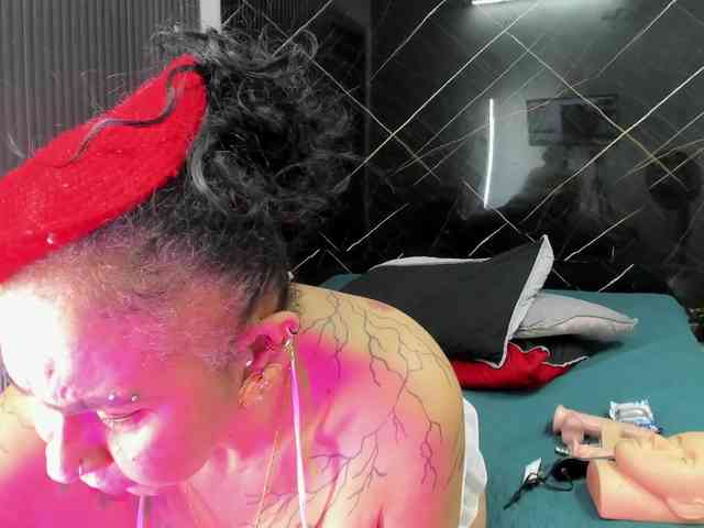 cloeerabbyt webcam