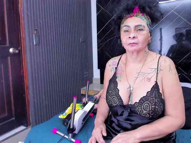 cloeerabbyt webcam