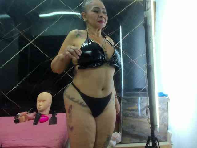 cloeerabbyt webcam