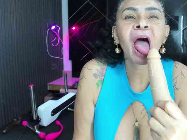cloeerabbyt webcam