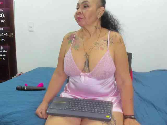 cloeerabbyt webcam