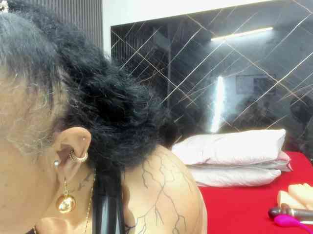 cloeerabbyt webcam
