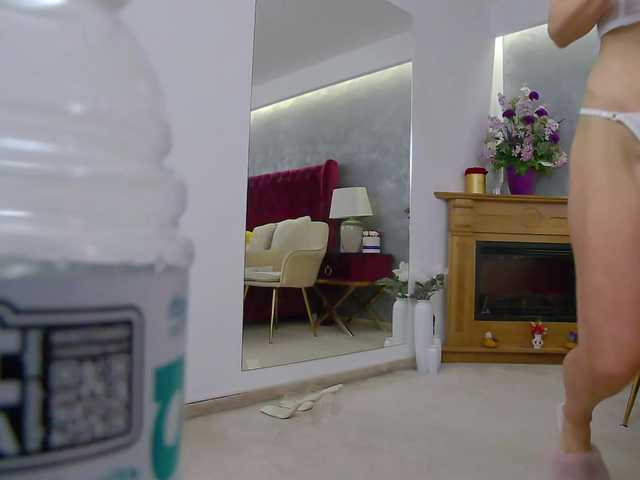 Miss-Jasmine's BongaCams show and profile