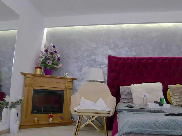 Miss-Jasmine's BongaCams show and profile