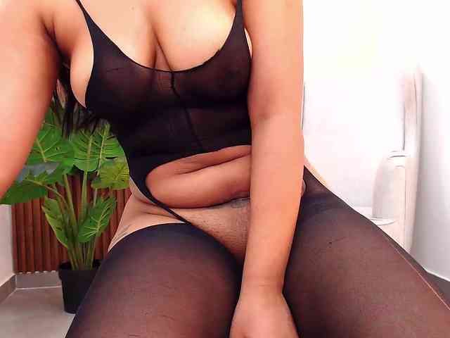Daneshka-Heart webcam