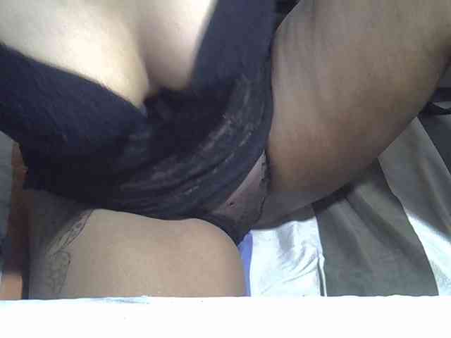 Lillteblackgirl webcam