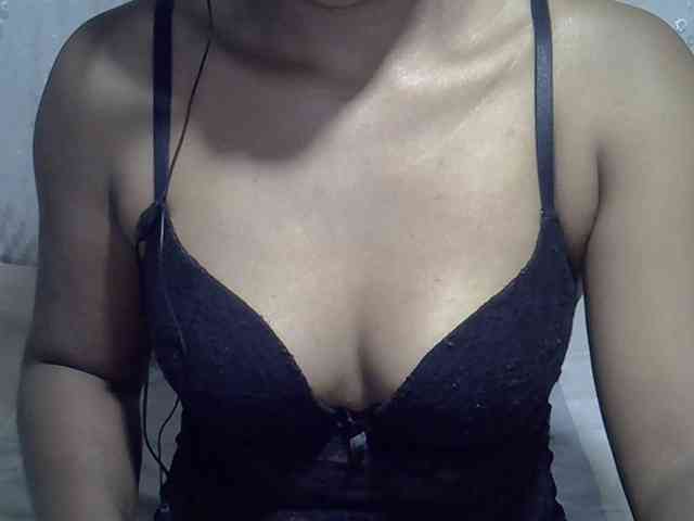 Lillteblackgirl webcam