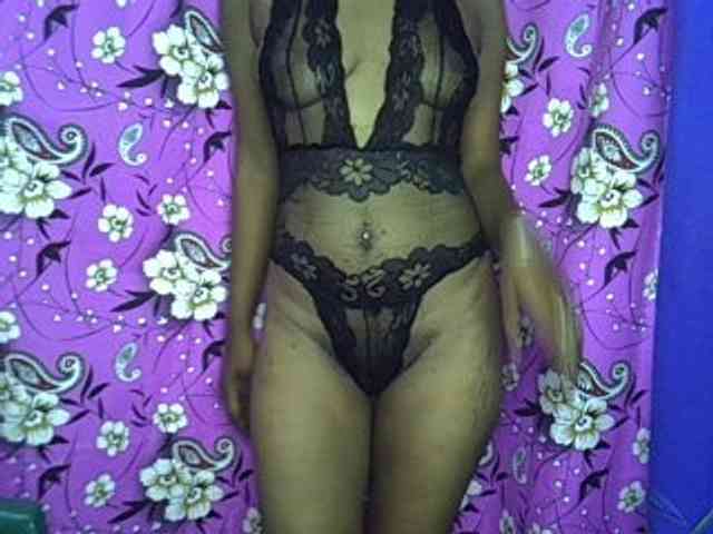 Lillteblackgirl webcam