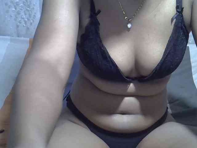 Lillteblackgirl webcam