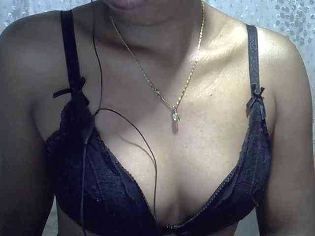Lillteblackgirl webcam