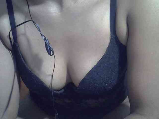 Lillteblackgirl webcam