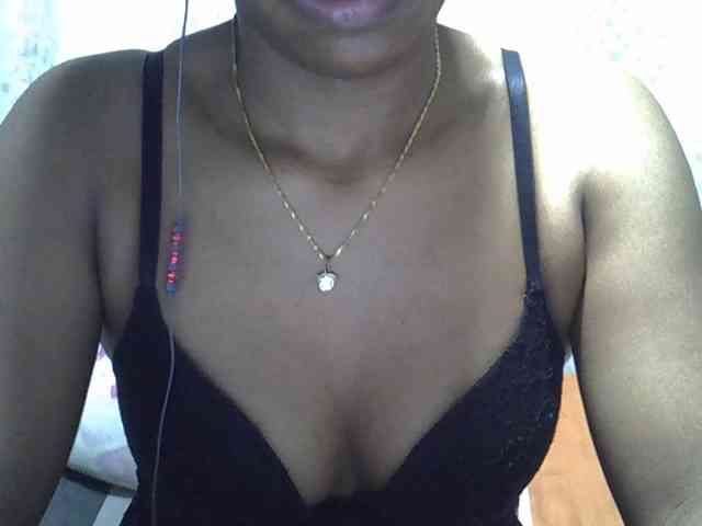 Lillteblackgirl webcam