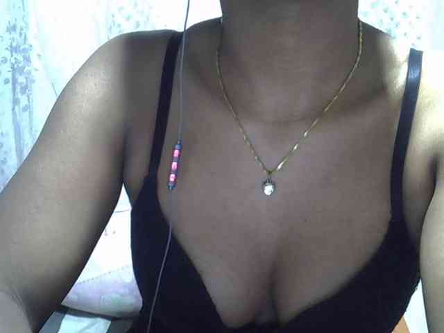 Lillteblackgirl webcam