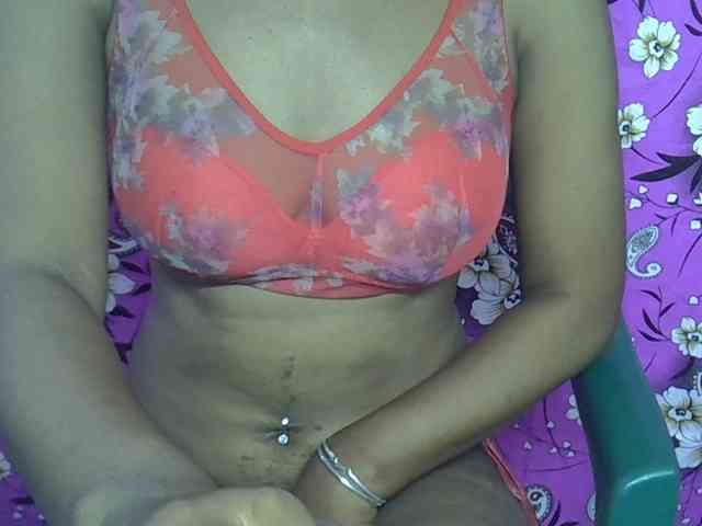 Lillteblackgirl webcam