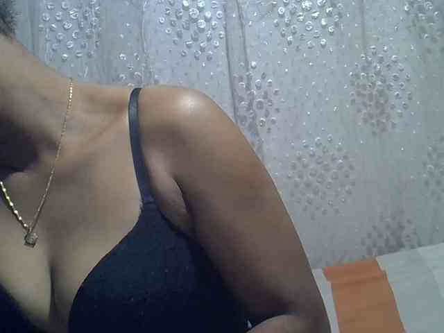 Lillteblackgirl webcam