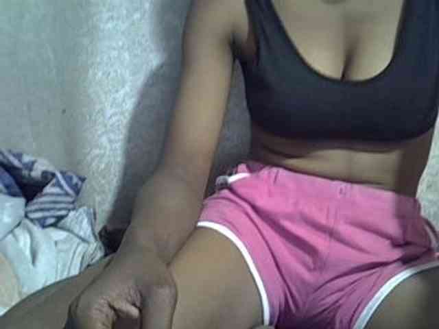 Lillteblackgirl webcam