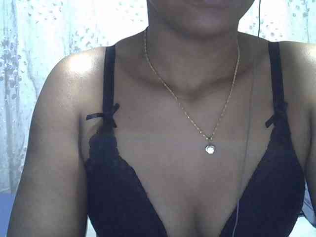 Lillteblackgirl webcam