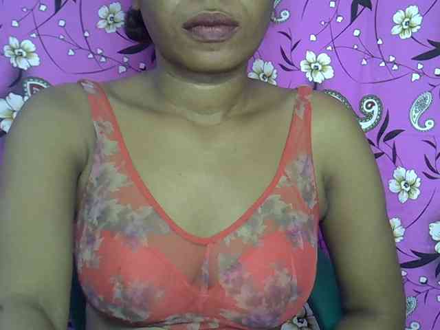 Lillteblackgirl webcam