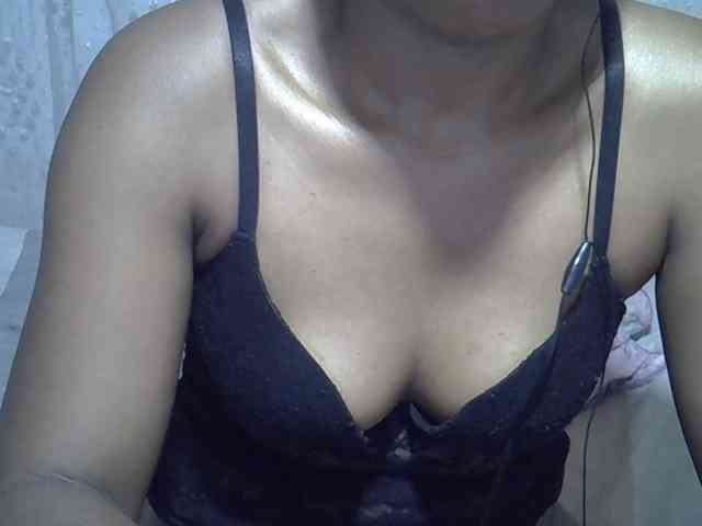 Lillteblackgirl webcam