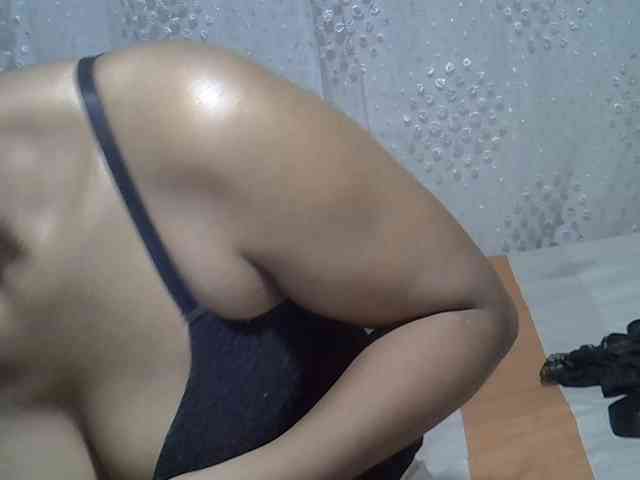 Lillteblackgirl webcam