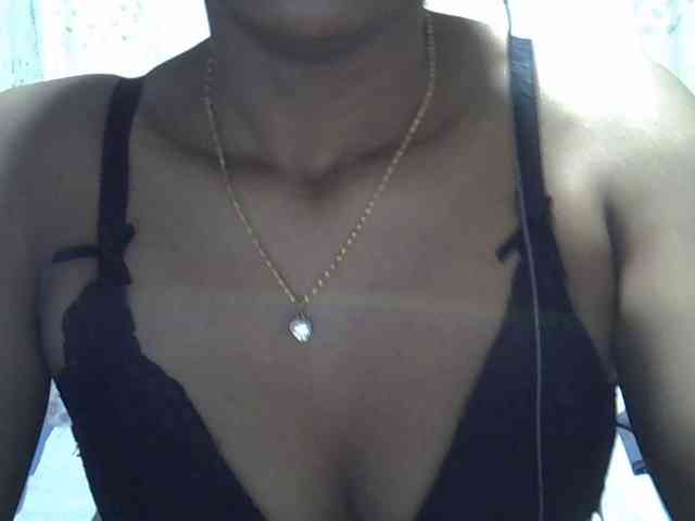 Lillteblackgirl webcam