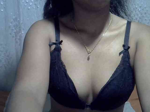 Lillteblackgirl webcam
