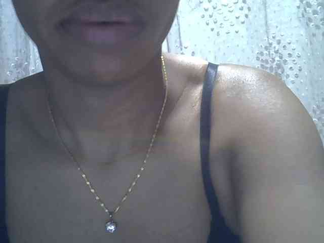 Lillteblackgirl webcam