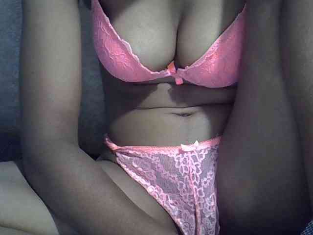 Lillteblackgirl webcam