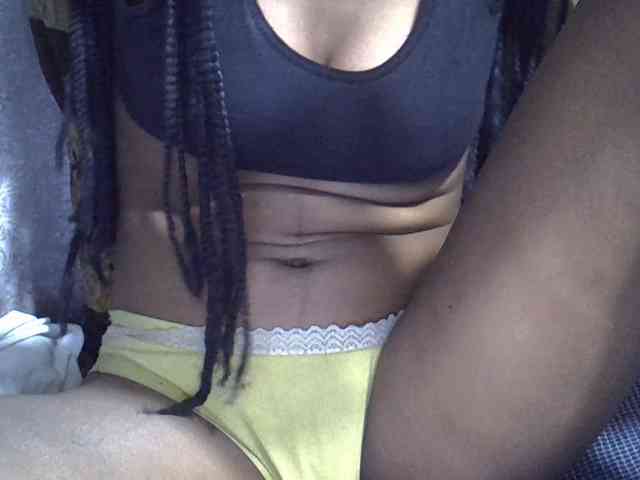 Lillteblackgirl webcam