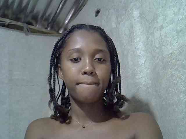 Модель: Lillteblackgirl