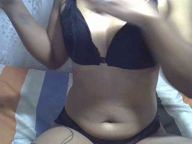 Lillteblackgirl webcam