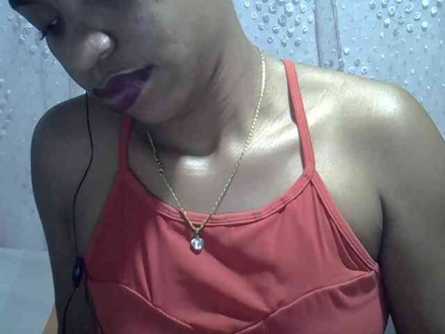 Lillteblackgirl webcam