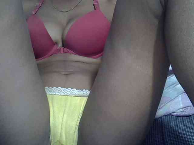 Lillteblackgirl webcam