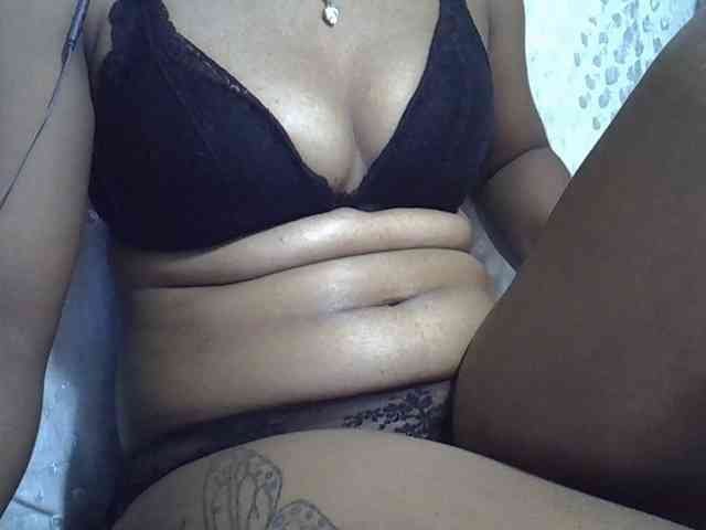 Lillteblackgirl webcam