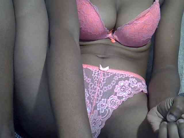 Lillteblackgirl webcam