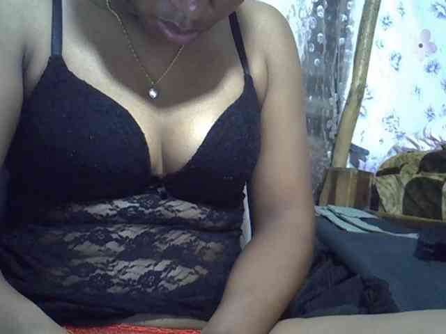 Lillteblackgirl webcam
