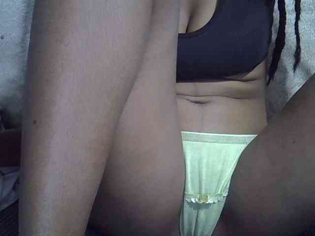 Lillteblackgirl webcam