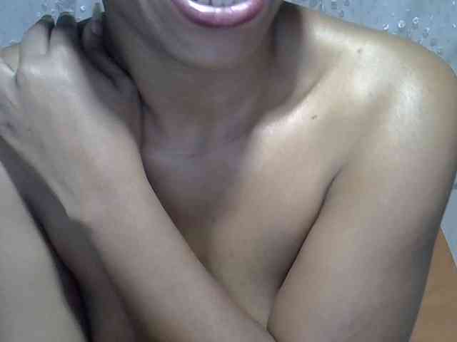 Lillteblackgirl webcam
