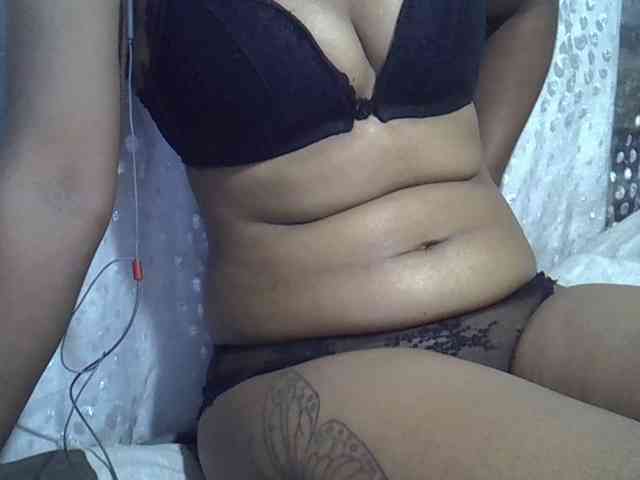 Lillteblackgirl webcam