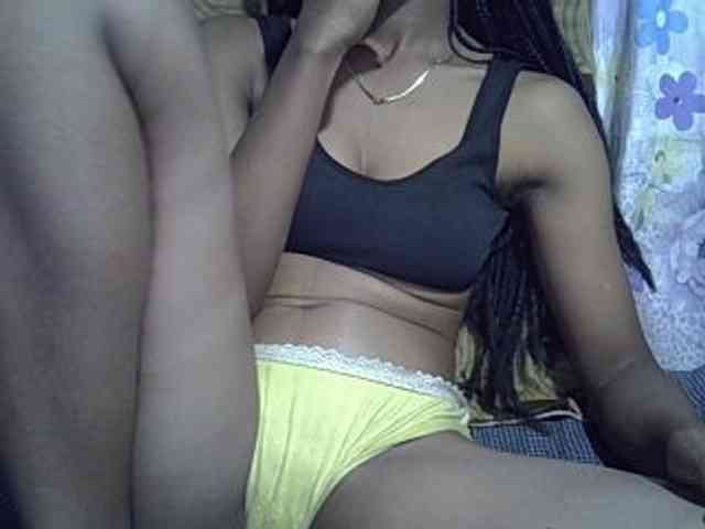 Lillteblackgirl webcam