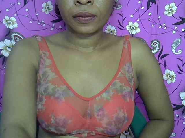 Lillteblackgirl webcam