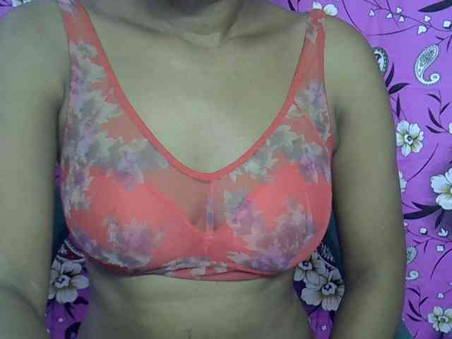 Lillteblackgirl webcam