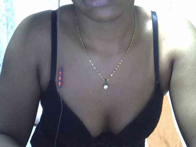 Lillteblackgirl webcam