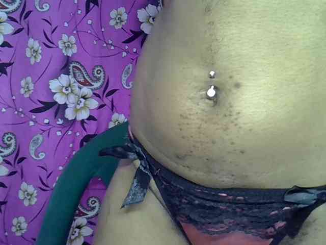 Lillteblackgirl webcam