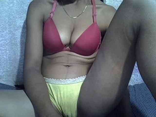 Lillteblackgirl webcam
