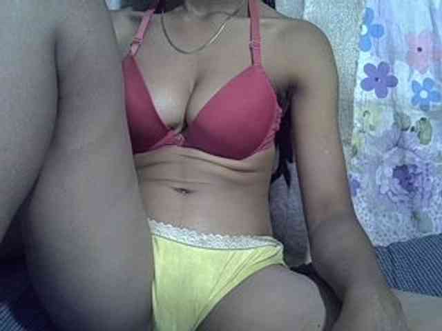 Lillteblackgirl webcam